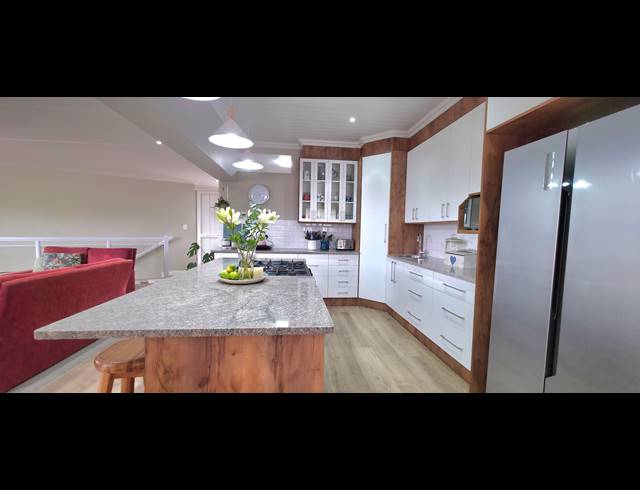4 BEDROOM HOUSE FOR SALE IN MONTE CHRISTO
